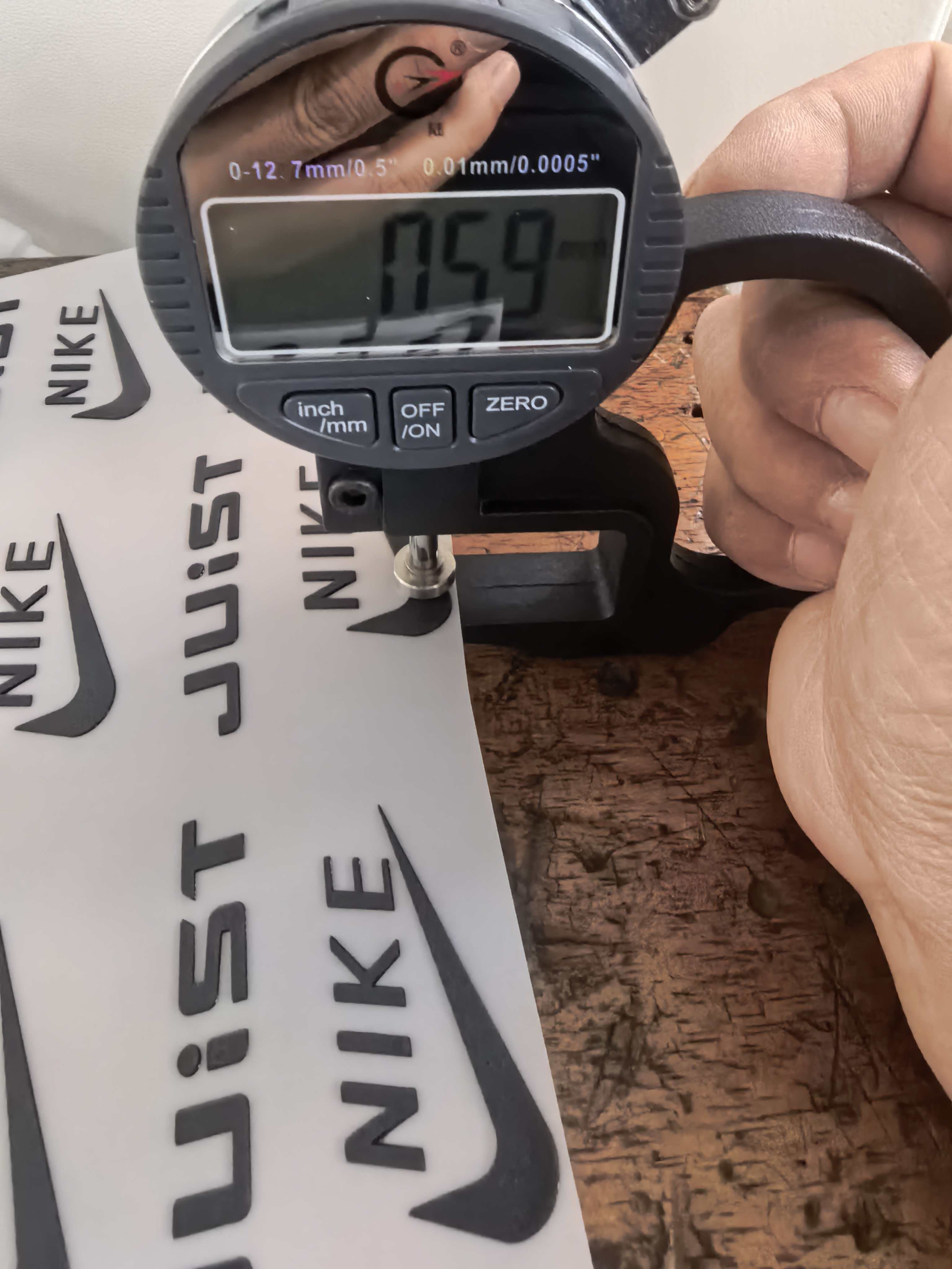 JUIST Launches New Silicone Label Screen Printing Equipment for the Apparel Industry — More Efficient, More Precise, More Stable